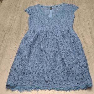 Size 4 Turquiose Babaton Lace Dress